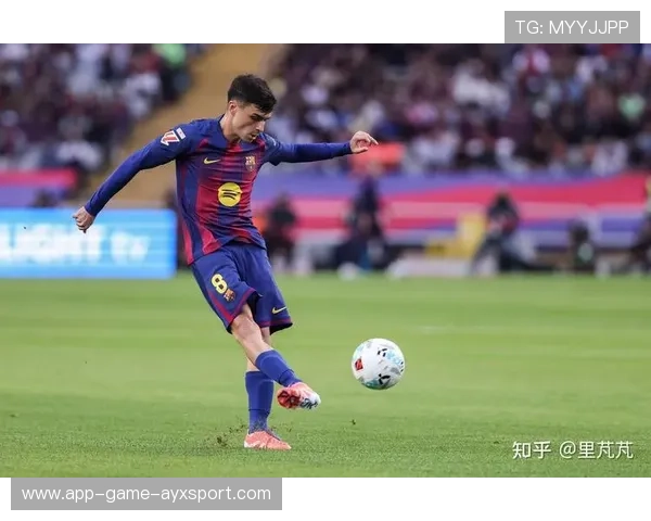 佩德里连续直塞撕裂防守