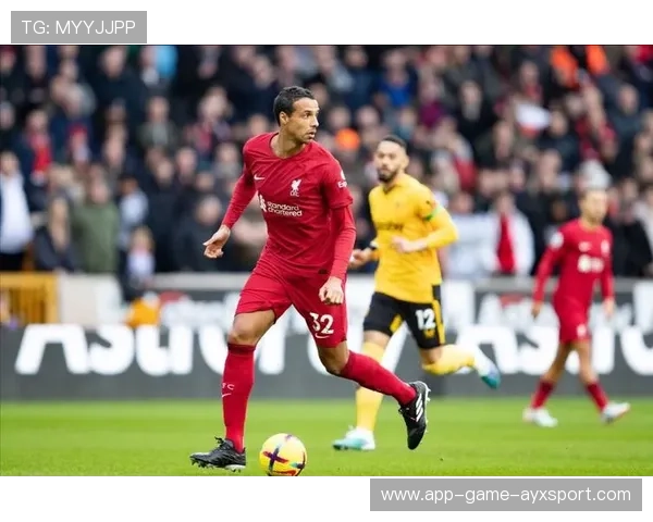 利物浦防线反击转换，后场直传造就单刀得分：战术解码与实战启示