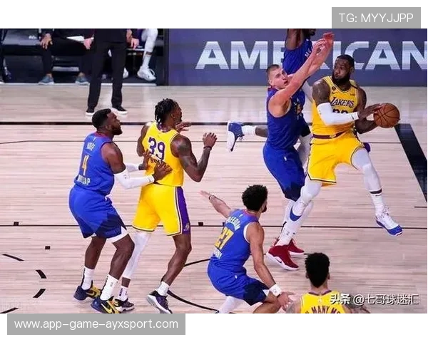 湖人进攻布局：如何在高强度对抗中创造稳定投篮点